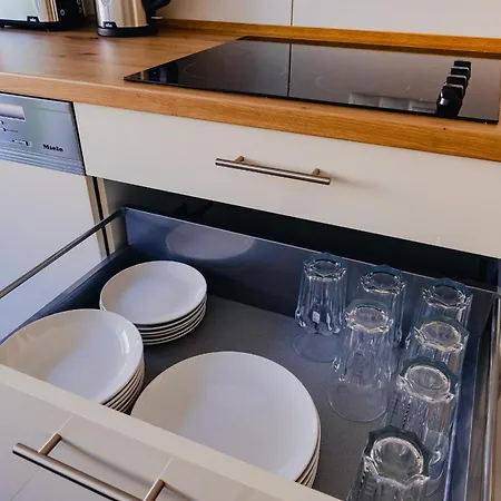 Apartament Atlas Dinslaken, 3 Zimmer, Zentrum, Naehe Bahnhof, Balkon Dinslaken