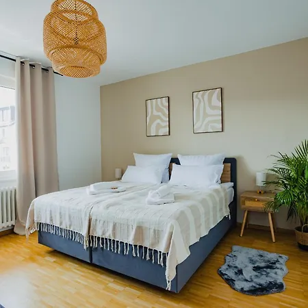 Apartament Atlas Dinslaken, 3 Zimmer, Zentrum, Naehe Bahnhof, Balkon Dinslaken