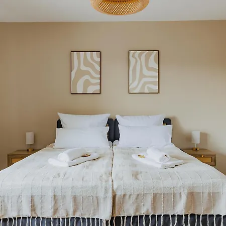 Atlas Dinslaken, 3 Zimmer, Zentrum, Naehe Bahnhof, Balkon Apartmán *