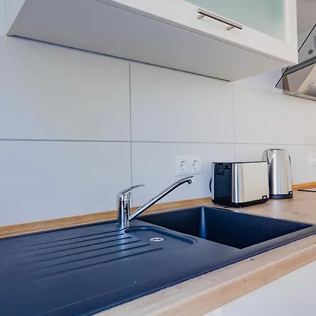 Apartament Atlas Dinslaken, 3 Zimmer, Zentrum, Naehe Bahnhof, Balkon *