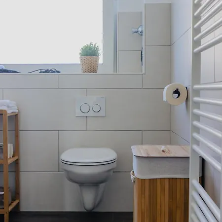 Atlas Dinslaken, 3 Zimmer, Zentrum, Naehe Bahnhof, Balkon Apartament *