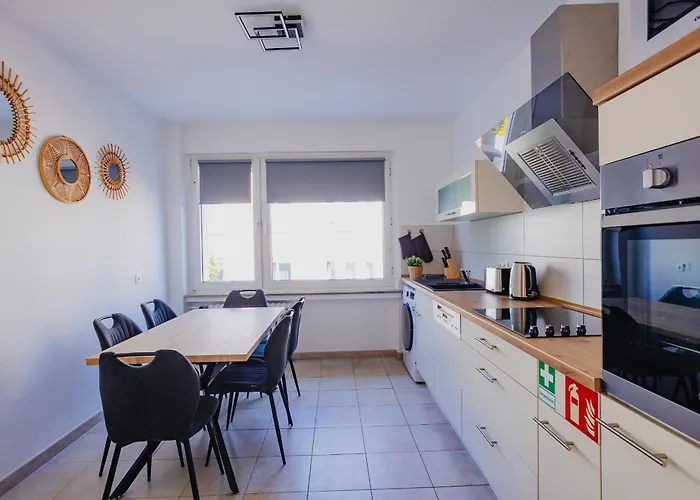 Atlas Dinslaken, 3 Zimmer, Zentrum, Naehe Bahnhof, Balkon Apartament Dinslaken