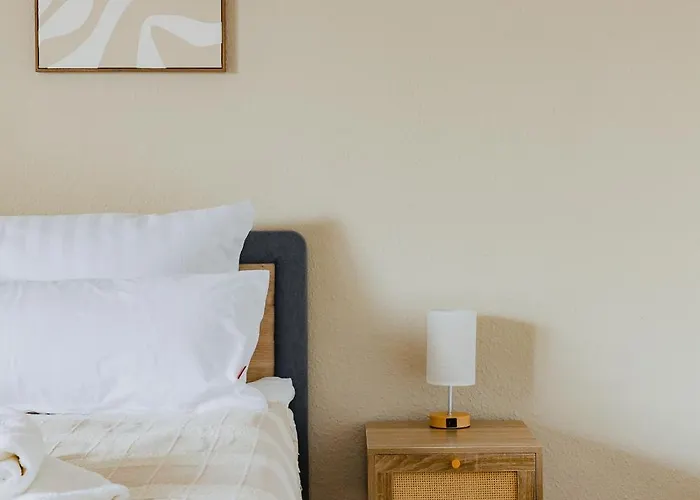 Atlas Dinslaken, 3 Zimmer, Zentrum, Naehe Bahnhof, Balkon Apartman *