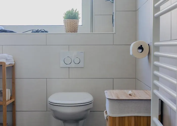 Atlas Dinslaken, 3 Zimmer, Zentrum, Naehe Bahnhof, Balkon Apartman *